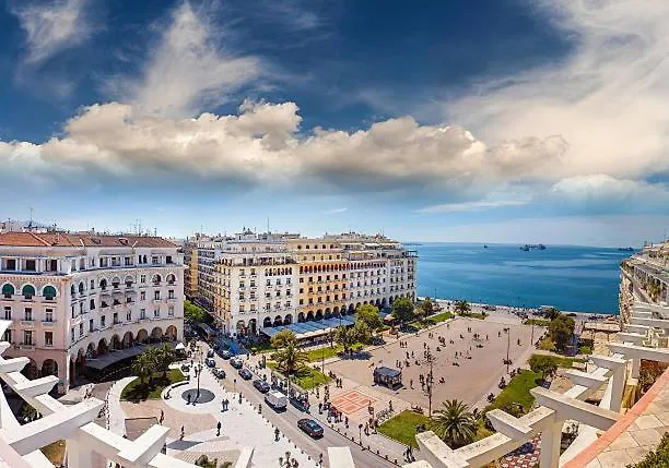 Apartment Happiness Studio With Terrace. Thessaloniki